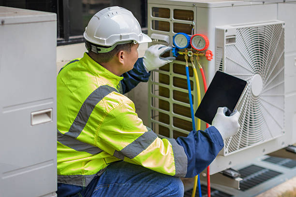 Professional Hvac technician working in Frederica, DE